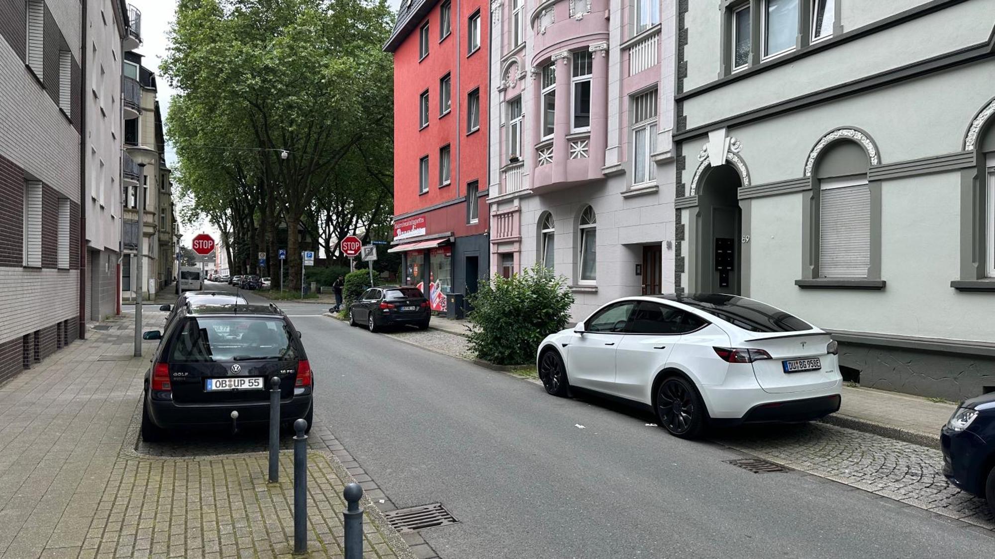 Junik Apartments Oberhausen No º11 Bagian luar foto