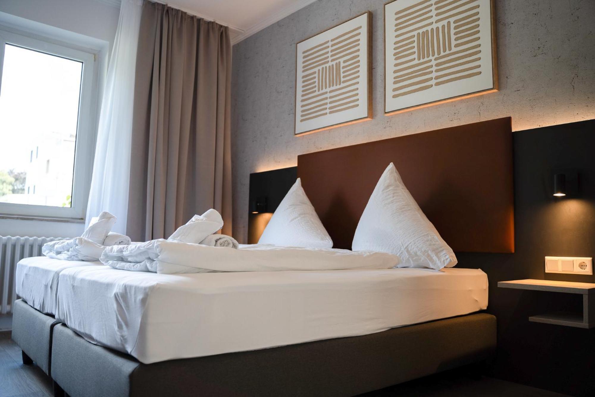 Junik Apartments Oberhausen No º11 Bagian luar foto