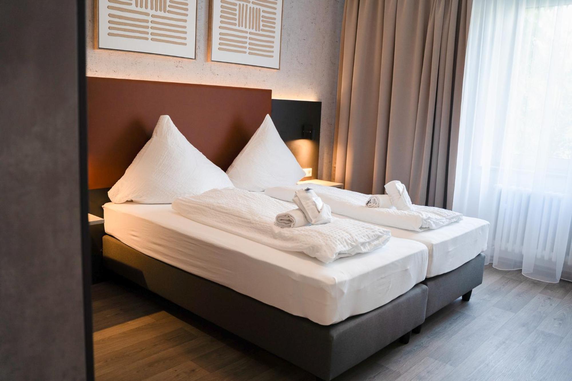 Junik Apartments Oberhausen No º11 Bagian luar foto
